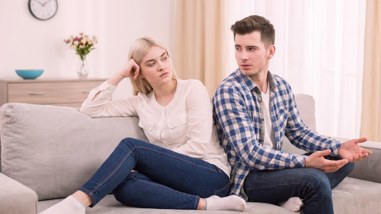 Как перестать упрекать друг друга в отношениях: советы психолога